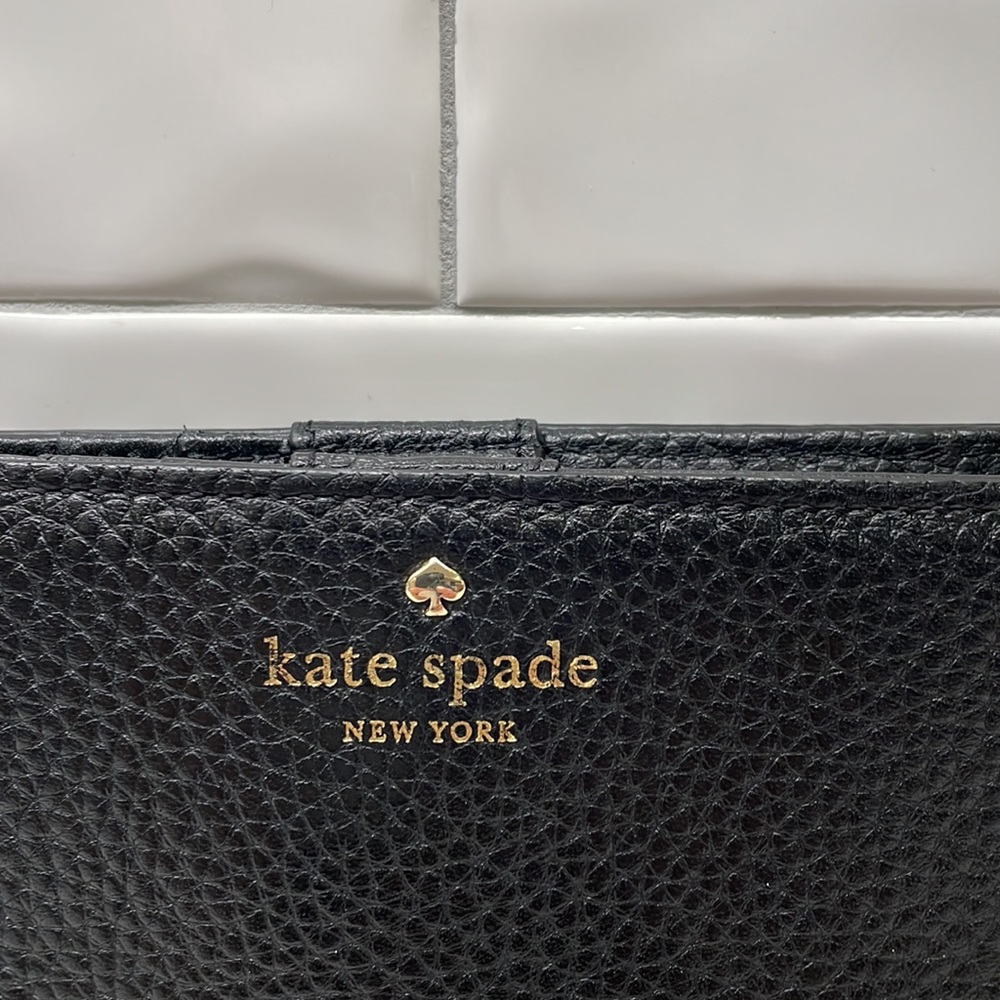 Kate Spade, Eva, Large Slim Bifold Wallet - Picture 2 of 14